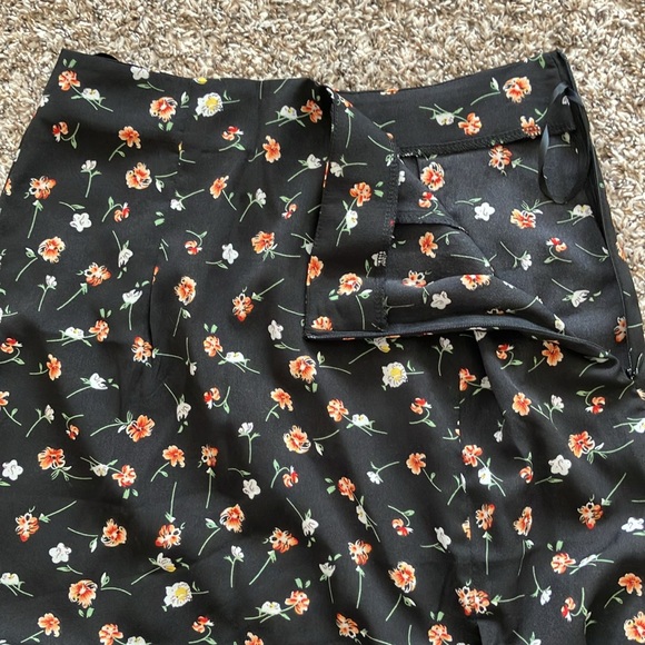 Floral skirt - Picture 4 of 8